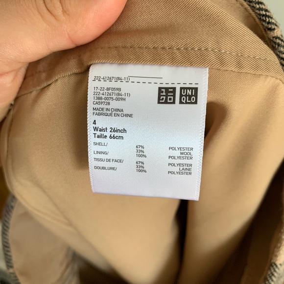 Uniqlo plaid skirt - Picture 2 of 2